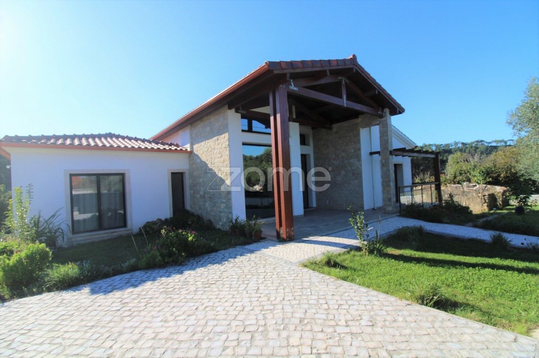 Casa En Leiria En Arrabal, Distrito De Leiria, Portugal En Venta (12385968)