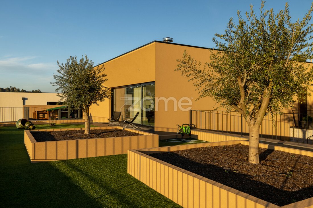 Penafiel House In Milhundos, Porto District, Portugal For Sale (12386518)