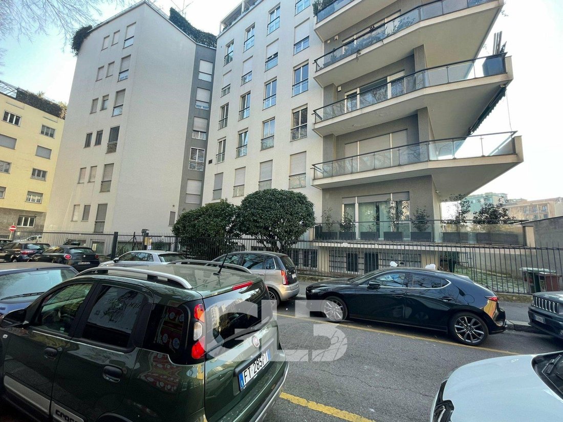 Milano Apartment In Milan, Lombardy, Italy For Sale (12385616)
