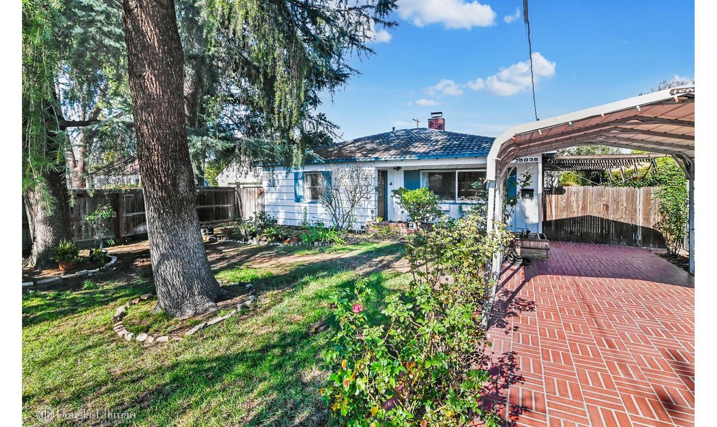House Van Nuys In Los Angeles, California, United States For Sale