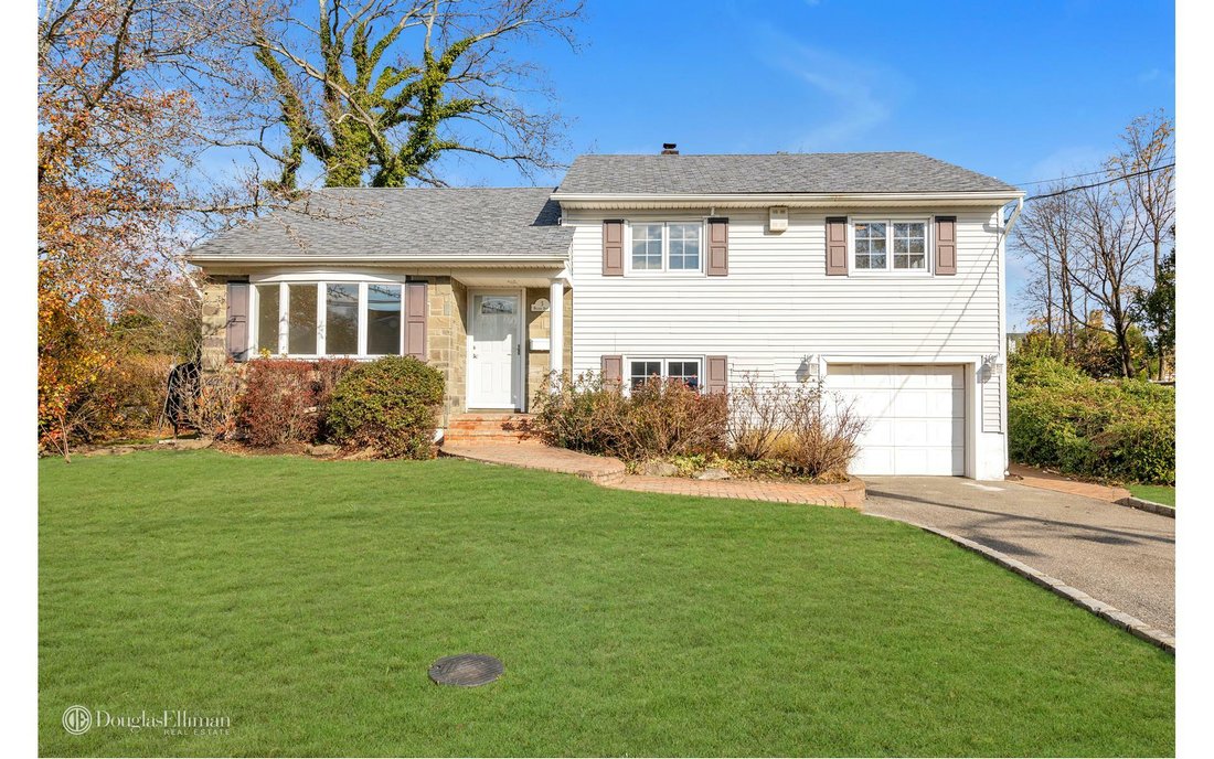 House Jericho In Jericho, New York, United States For Sale (12384901)