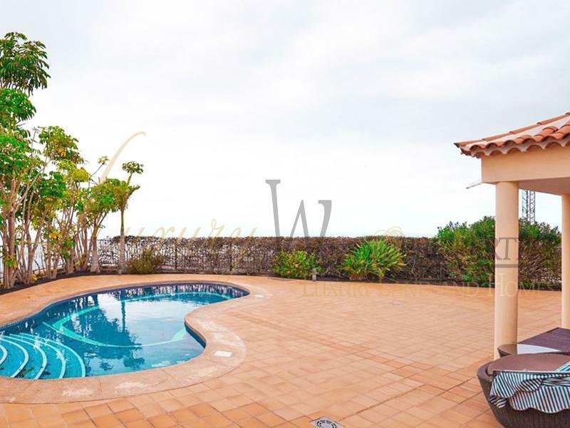 Villa in Costa Adeje, Adeje, Canary Islands 2 - 12385014