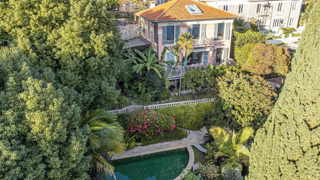 Villa On In Villefranche Sur Mer, Provence Alpes Côte D'azur