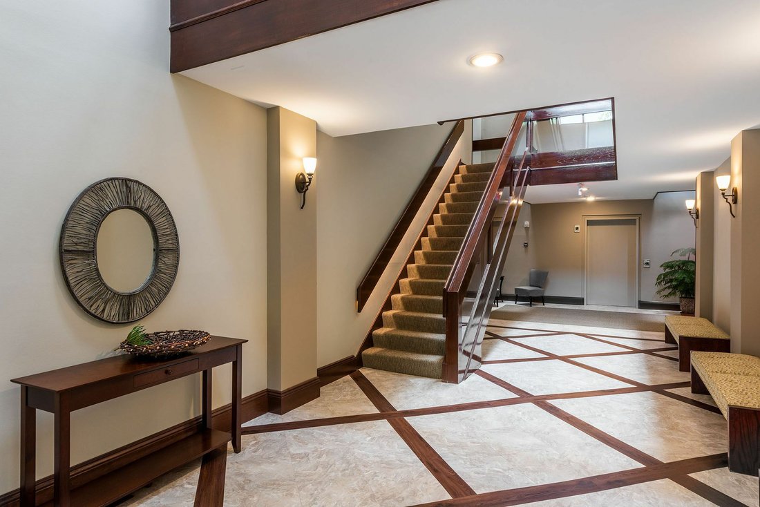 Condo in St. Louis, Missouri, United States 2 - 12393410