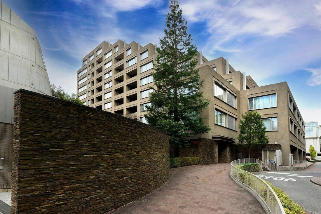 Azabudai Parkhouse 9 F In Minato City, Tokyo, Japan For Sale (12388344)