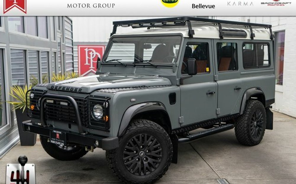 binnenkomst Opblazen minimum Land Rover Defender 110 for sale | JamesEdition