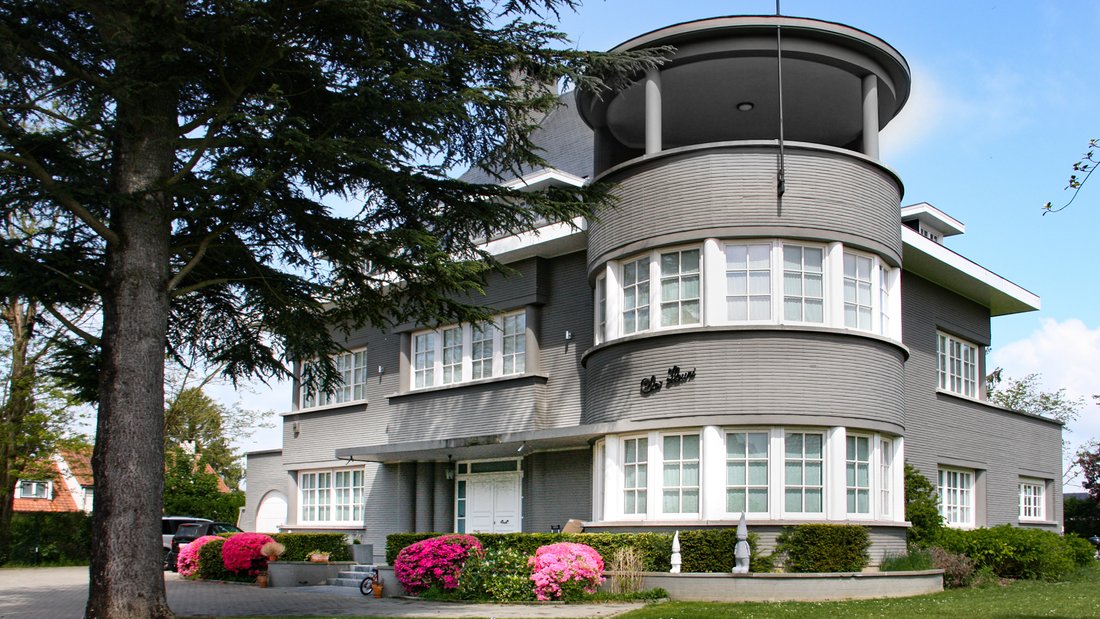 Magnifique Villa 1930 In Waterloo, Wallonia, Belgium For Sale (12393461)