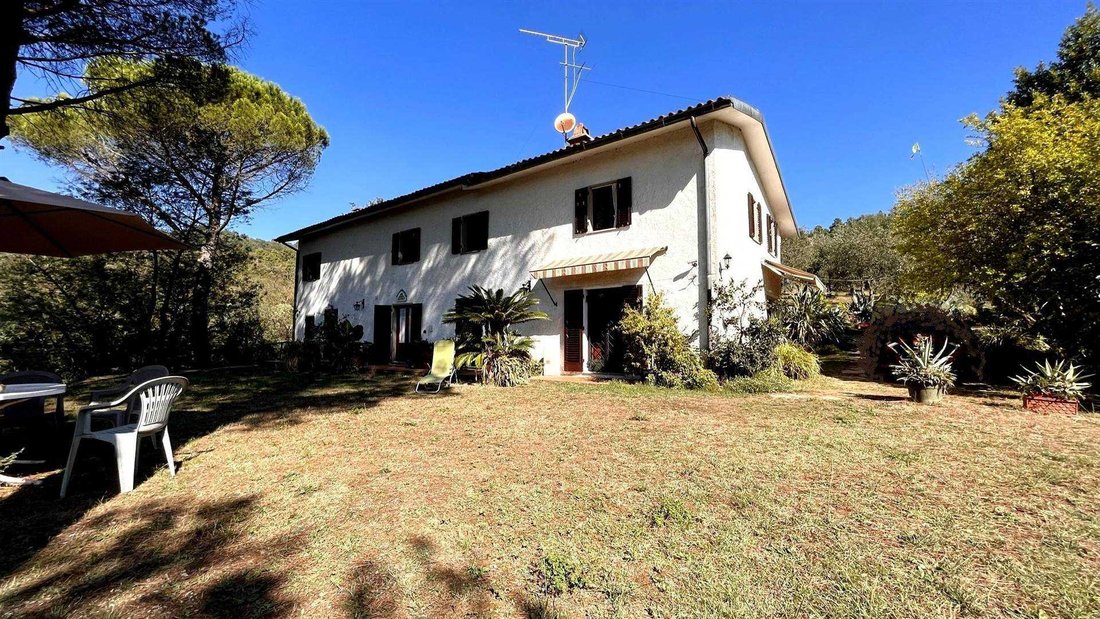 Montevettolini, Monsummano Terme, Tuscany 2 - 12388299