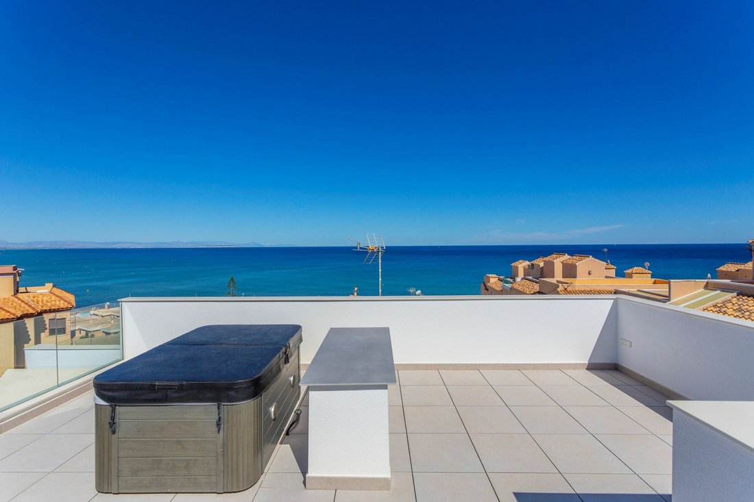 Villa in Torrevieja, Valencian Community, Spain 1 - 12393036