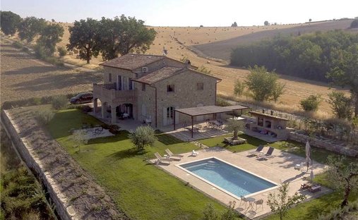 Gualdo Cattaneo, Umbria, Italy 1