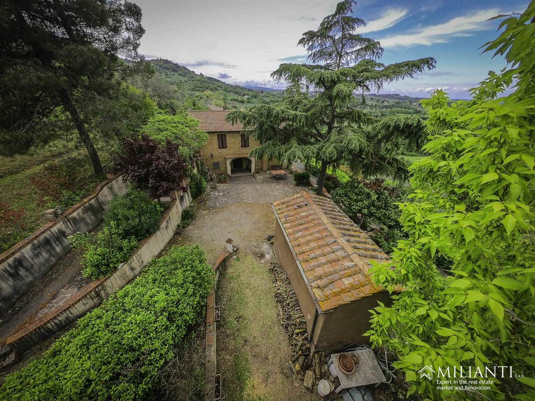 Autres à Volterra, Toscane, Italie 1 - 12395541