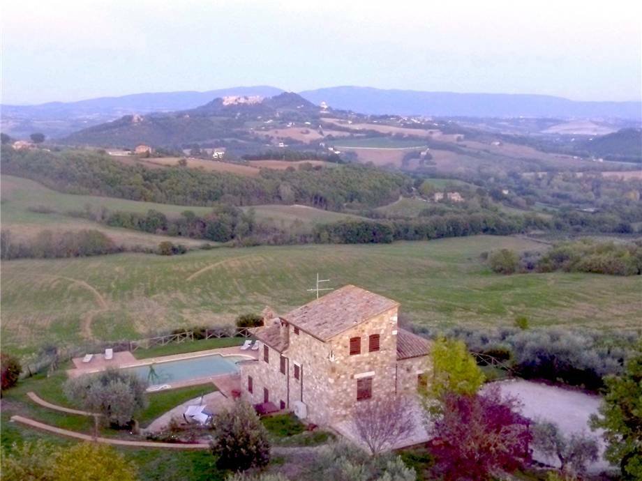 Country House in Todi, Umbria, Italy 1 - 12395168