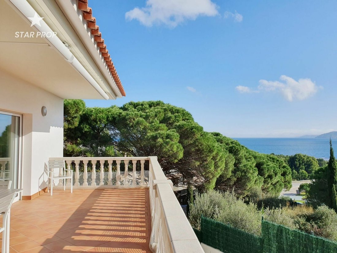 Llançà Villa In Llançà, Catalonia, Spain For Sale (12395857)