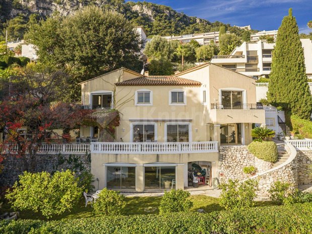 Villa in Villefranche-sur-Mer, Provence-Alpes-Côte d'Azur, France 1