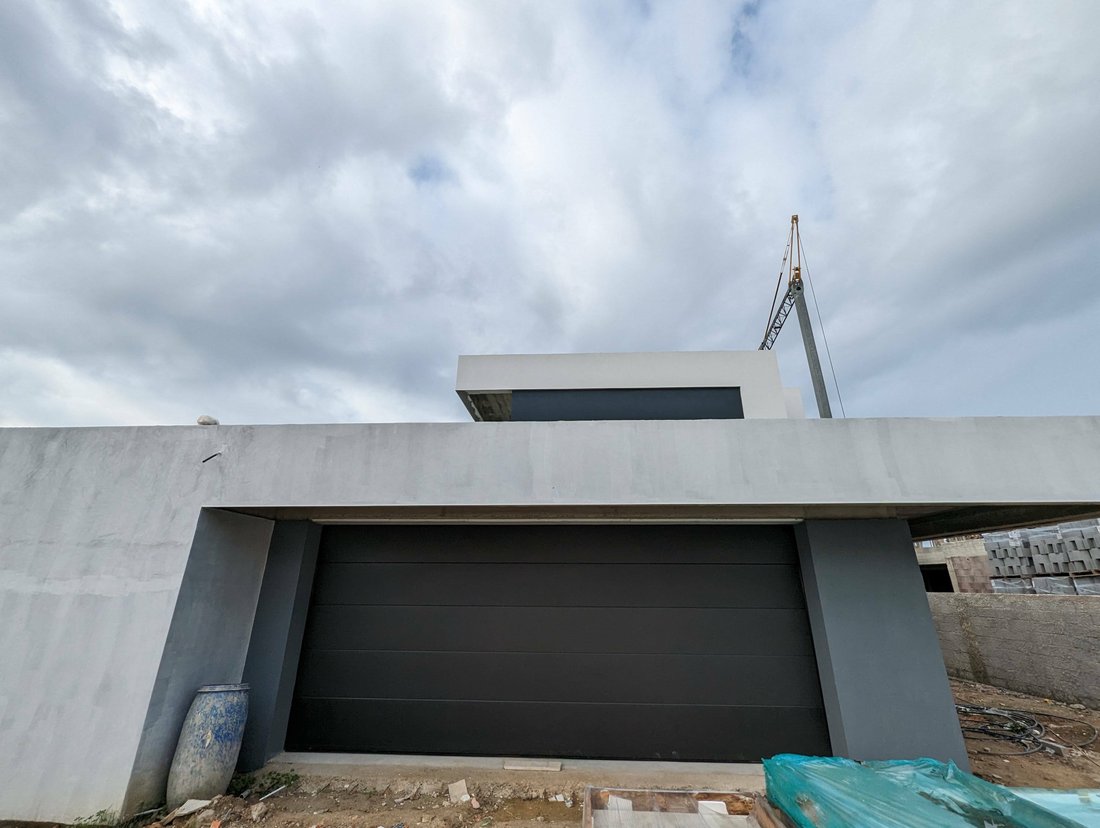 Beautiful New 4 Bedroom Villa With Heated In Arcozelo, Porto District