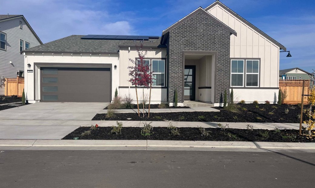 4 Bedrooms Single Family Detached In Lathrop, California, United States