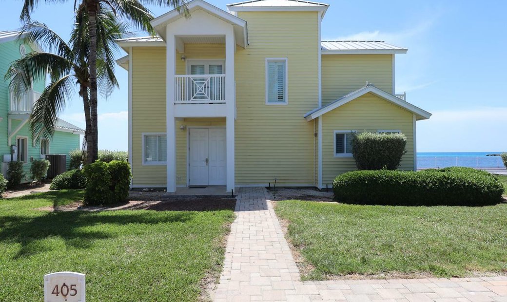 Bimini Bay Beach Front Home In Bailey Town, Bimini, The Bahamas For