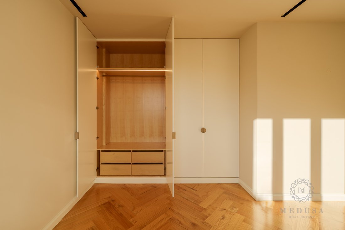 Apartment in Cedofeita, Santo Ildefonso, Se, Miragaia, Sao Nicolau e Vitoria, Porto District, Portugal 4 - 12398827