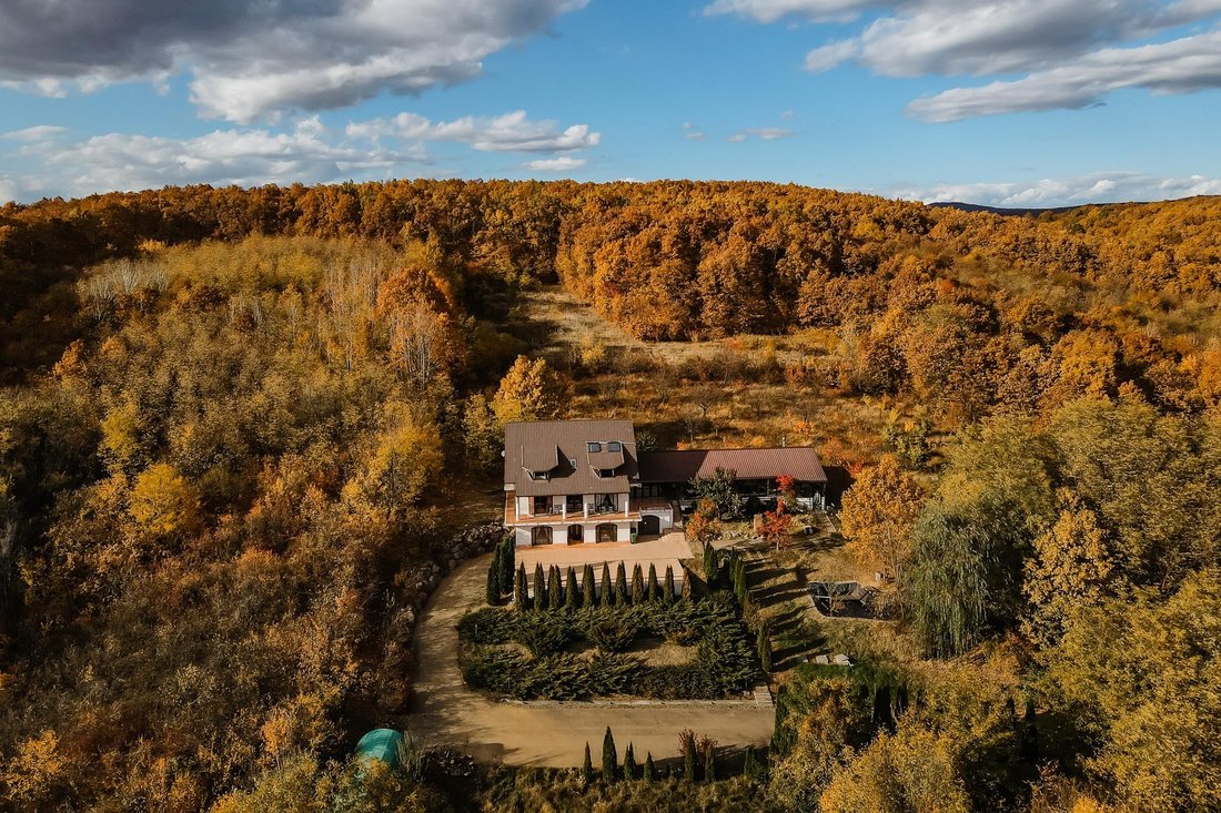 House in Fundeni, Prahova, Romania 2 - 12397577