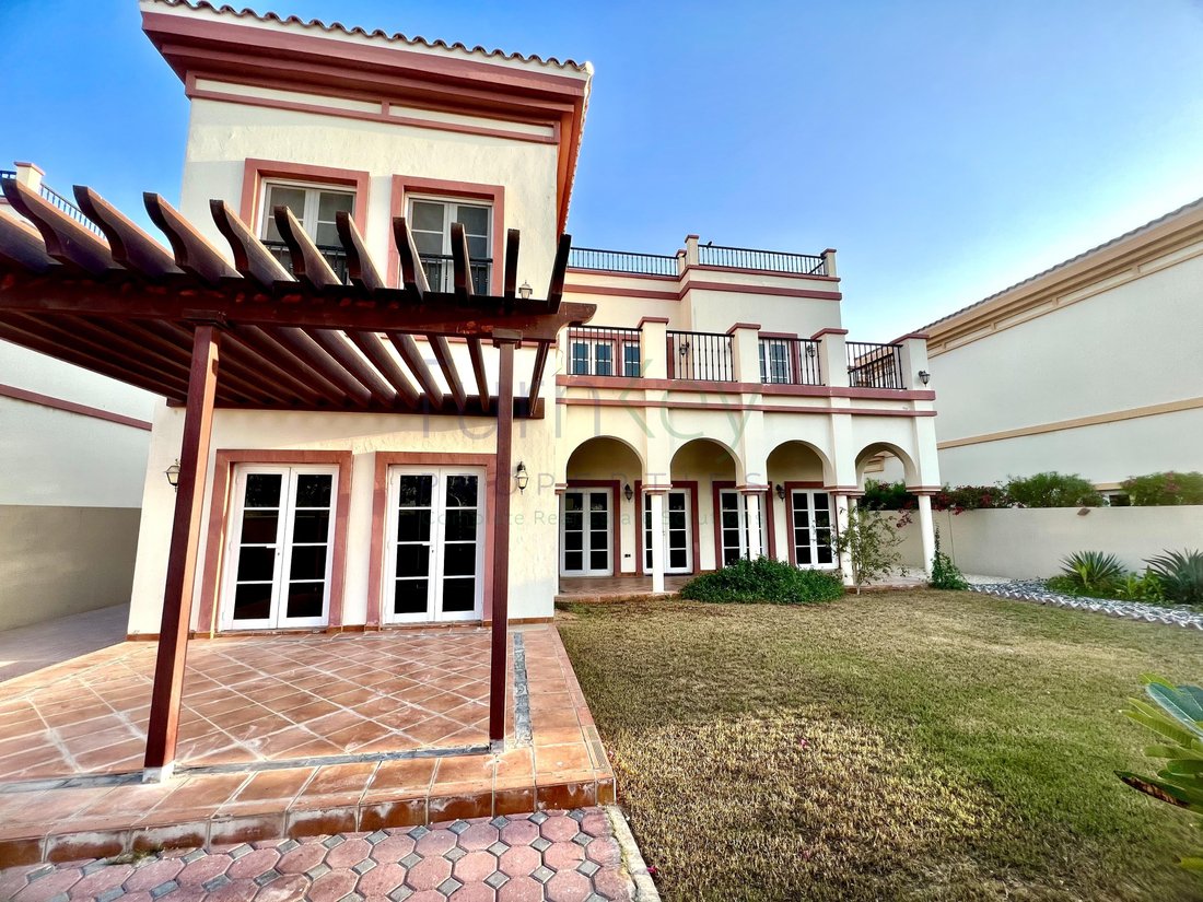 Big Garden 4 Bed + Study Cordoba E2 In Dubai, Dubai, United Arab