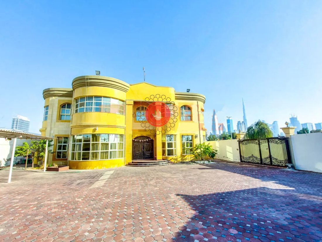 Huge 15 Br Villa Ready To Move In Dubai, Dubai, United Arab