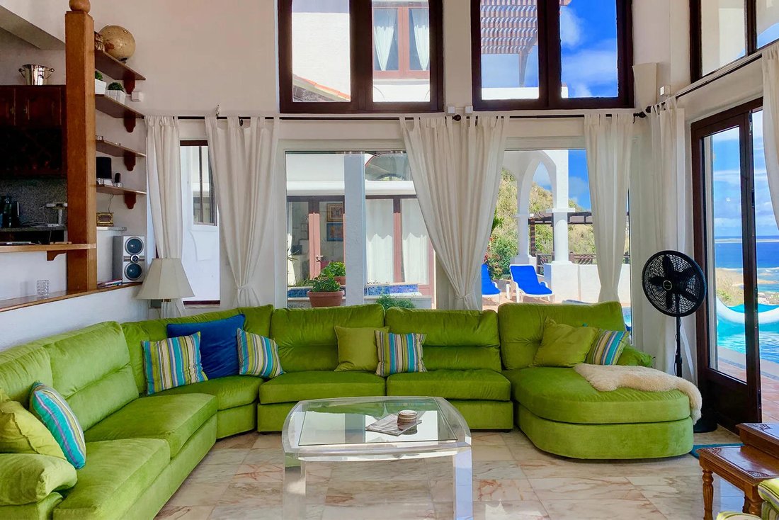 Great Panoramic Seaview Villa At In Collectivity Of Saint Martin, Saint