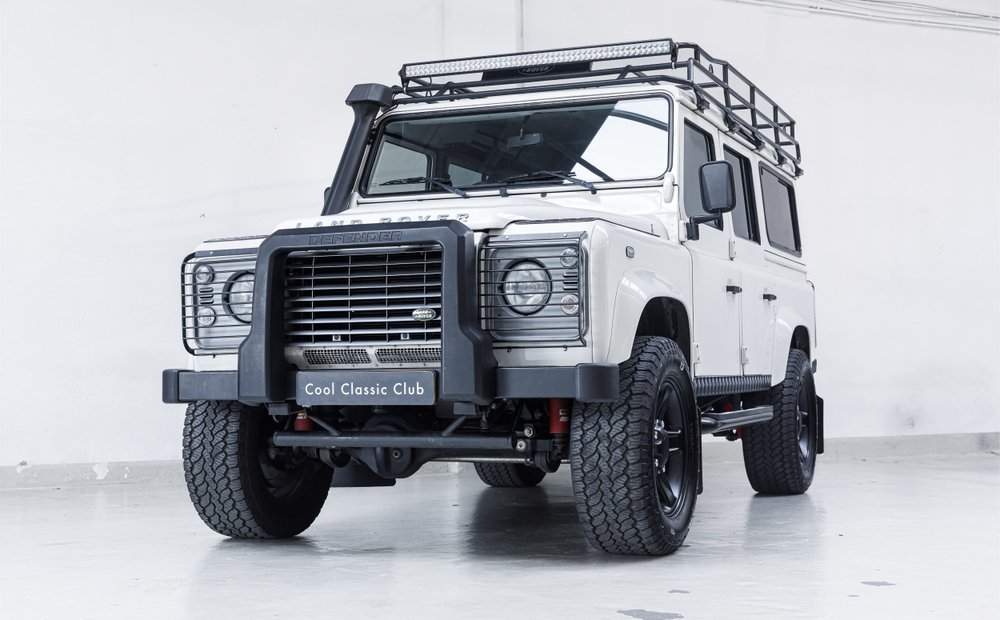 voor de hand liggend De schuld geven Hoe Land Rover Defender 110 for sale | JamesEdition