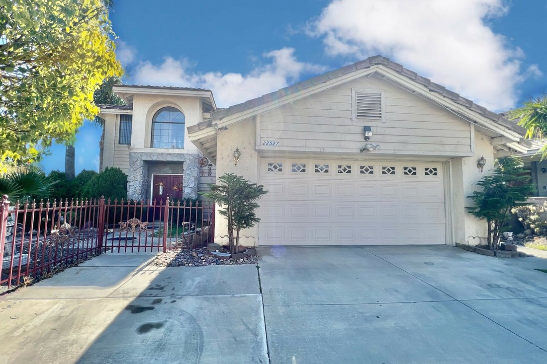 22527 Mountain View Rd, Moreno En Moreno Valley, California, Estados