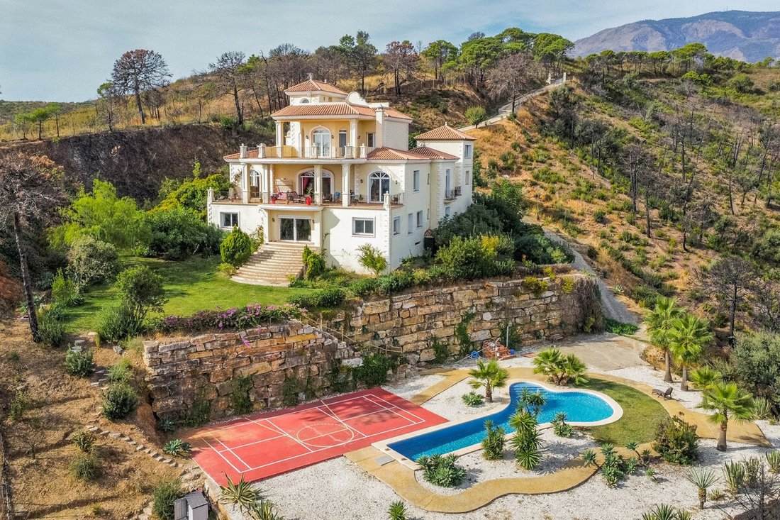 Villa For Sale In Selwo, Málaga In Estepona, Andalusia, Spain For Sale