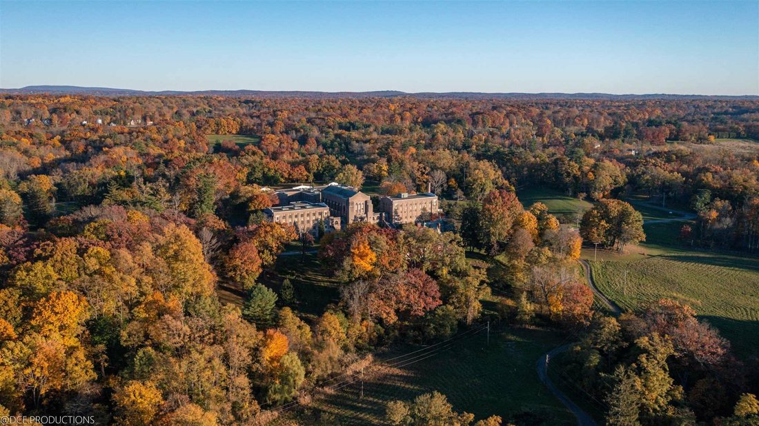 30 Seminary Drive, Red Hook, Ny 12507 In Barrytown, New York, United