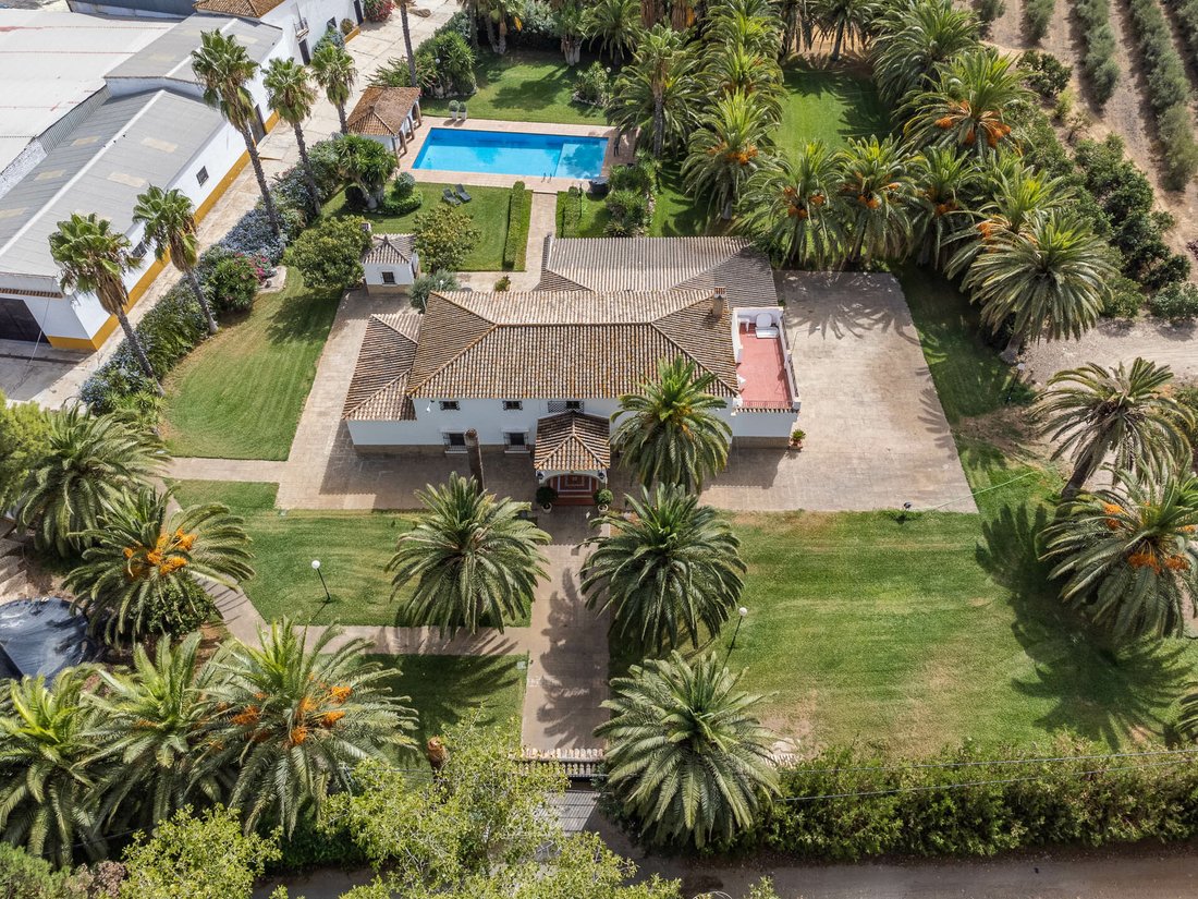 Exclusive Country House In Utrera In Sevilla, Andalusia, Spain For Sale