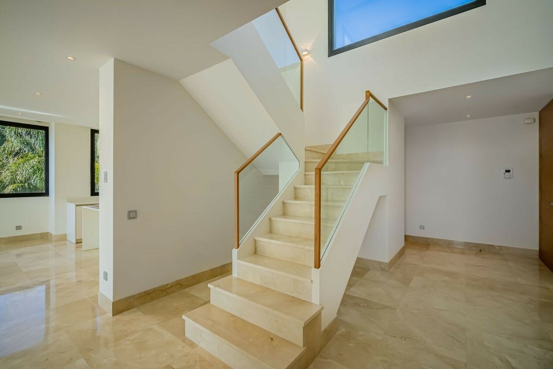Apartment in Sierra Blanca, Marbella, Spain 5 - 12404613