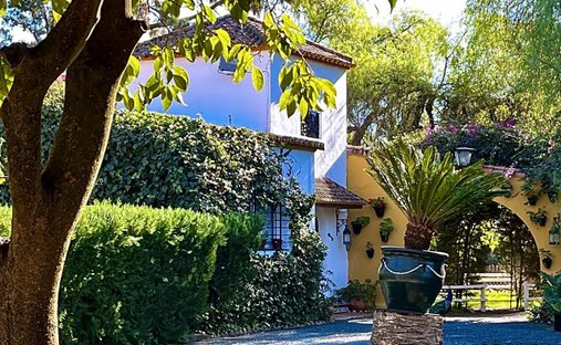Villa in Alcolea del Rio, Andalusia, Spain 1