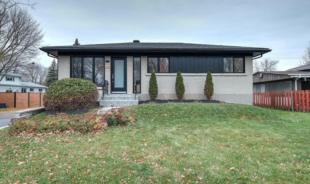 Boucherville, Qc In Boucherville, Quebec, Canada For Sale (12405628)