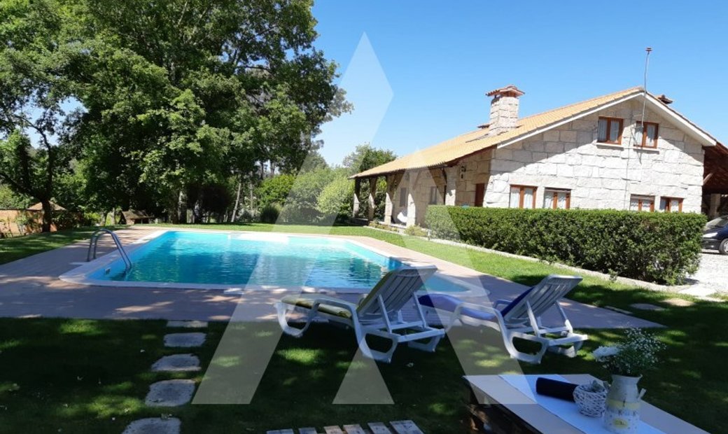 Farm 5 Bedrooms Sale Tondela In Tondela, Viseu District, Portugal For