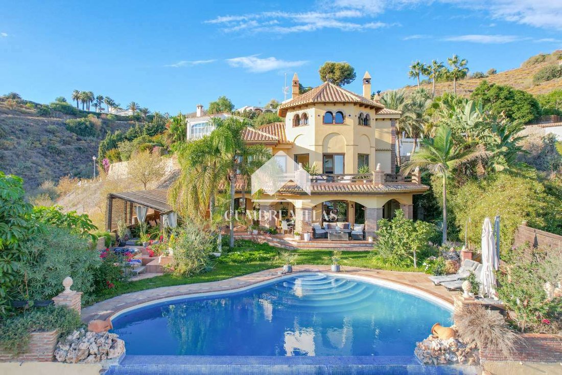 Salobreña Villa In Salobreña, Andalusia, Spain For Sale (12404906)