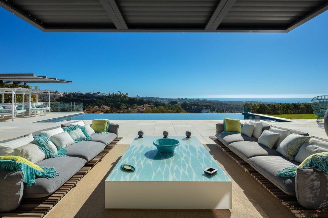 Villa in Benahavis, Andalusia, Spain 1 - 12406437