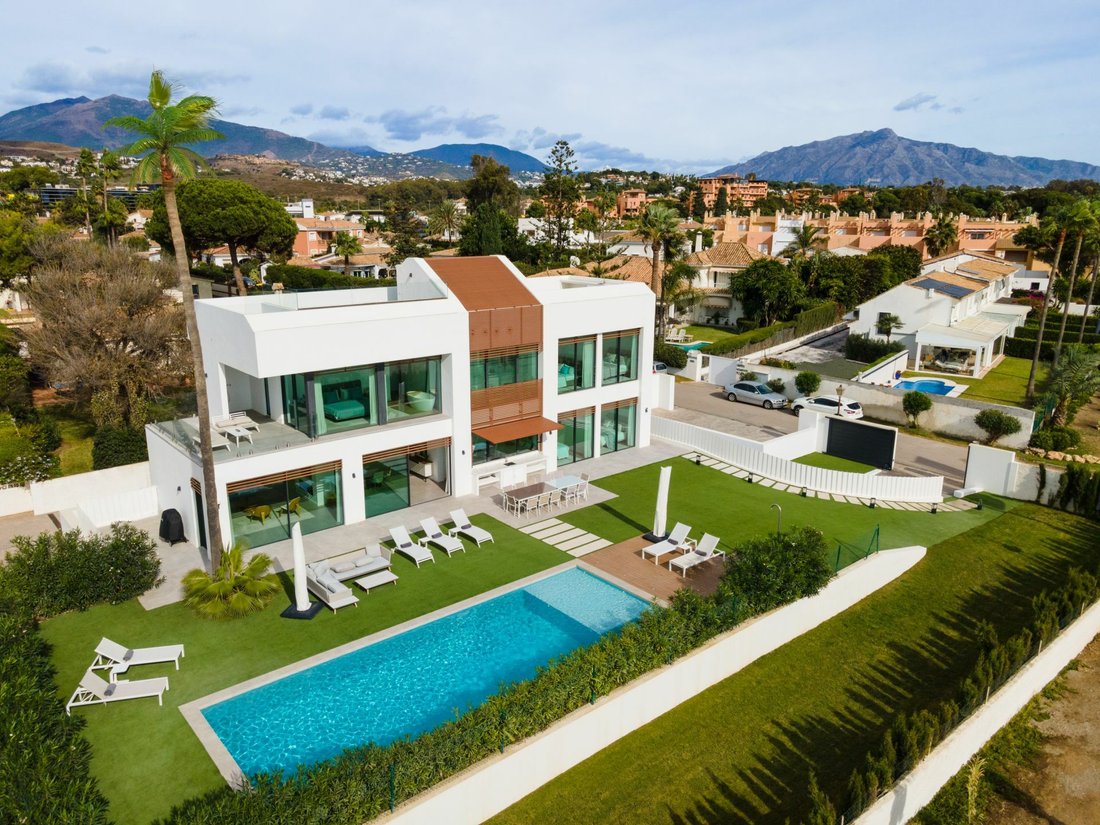 Villa in Marbella, Andalusia, Spain 3 - 12406414