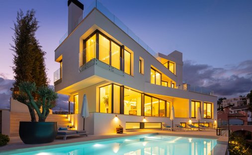 Villa in Benahavis, Andalusia, Spain 1