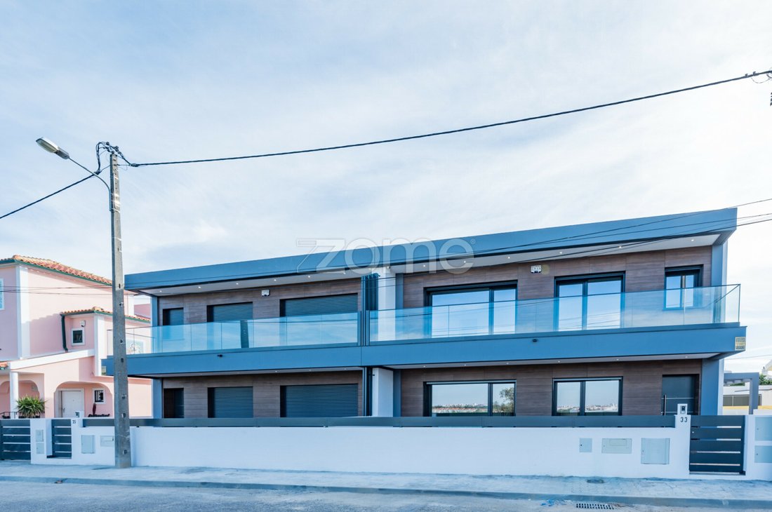 Seixal House In Arrentela, Setubal, Portugal For Sale (12407943)