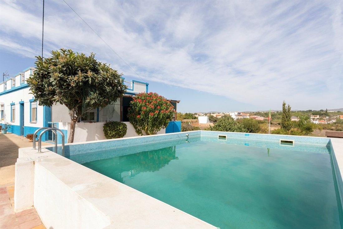 Detached House, 7 Bedrooms, For Sale In Olhão, Algarve, Portugal For