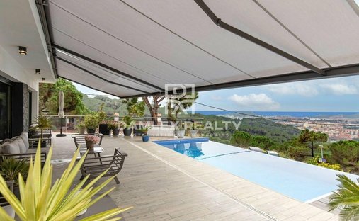 House in Lloret de Mar, Catalonia, Spain 1