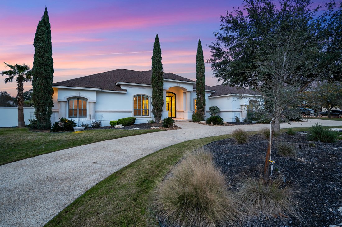 8709 Jodhpur Drive, Fair Oaks Ranch, In Fair Oaks Ranch, Texas, United
