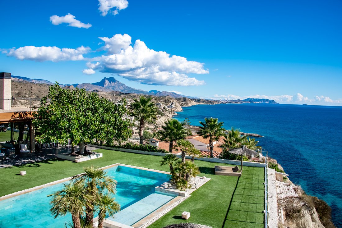 El Campello Villa In El Campello, Valencian Community, Spain For Sale (12409684)