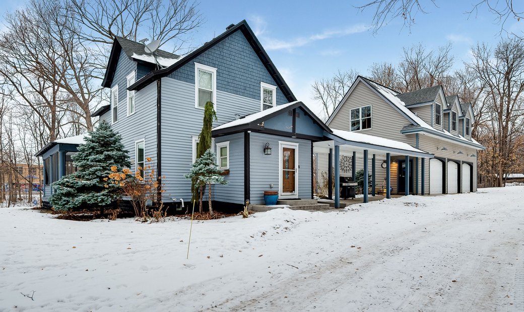 One Of Deephaven's Most Unique And In Deephaven, Minnesota, United