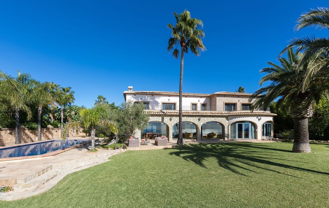 Villa in Teulada, Valencian Community, Spain 2 - 12409220