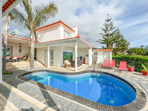 House in Caniço, Madeira, Portugal 1