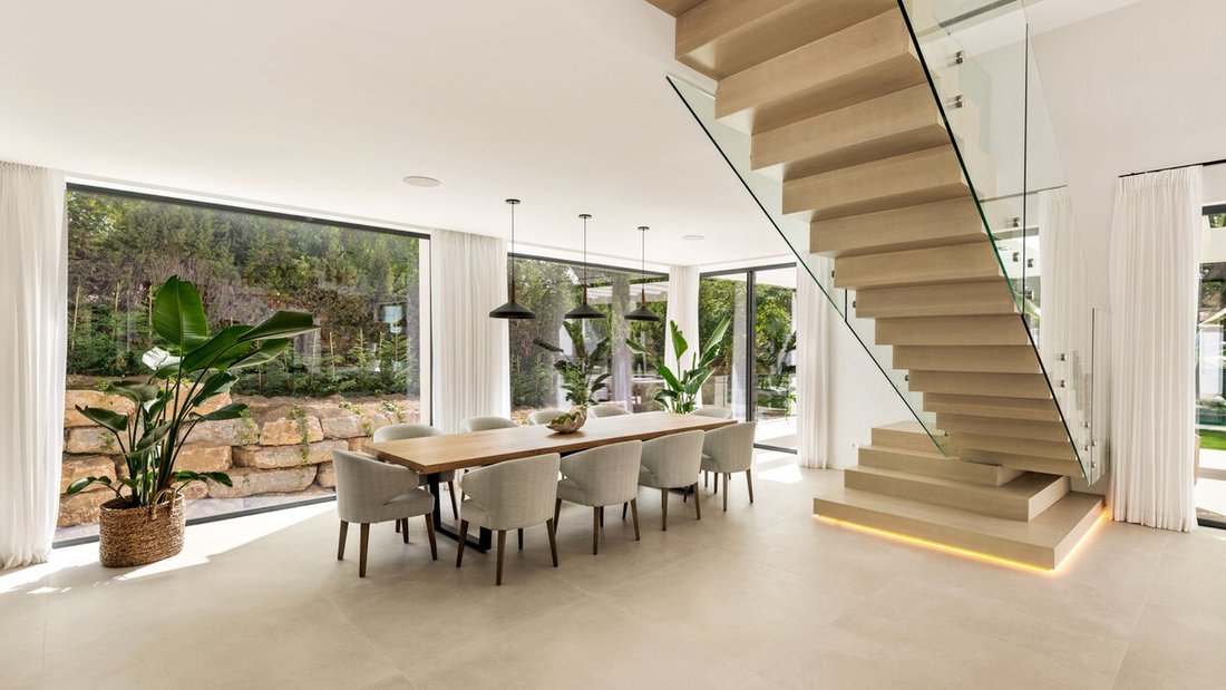 Villa in Estepona, Andalusia, Spain 4 - 12412943