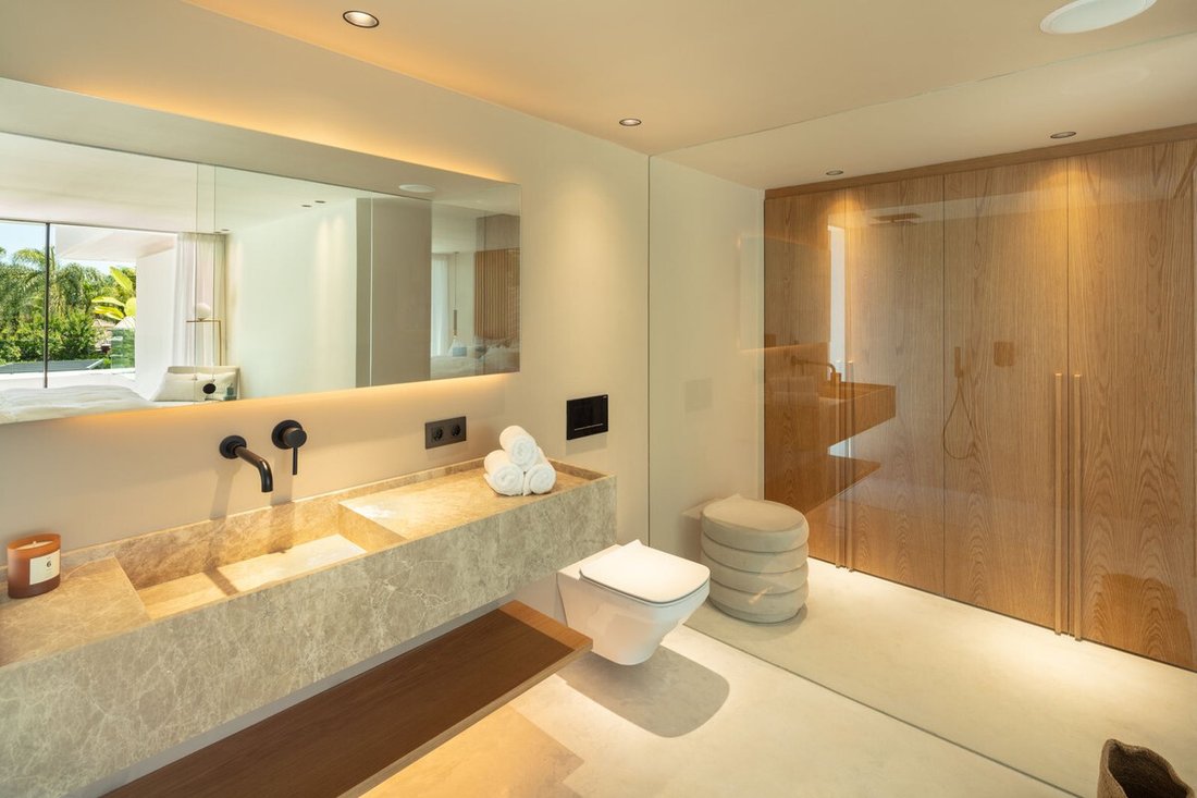 Villa in Puerto Banus, Marbella, Spain 5 - 12413337