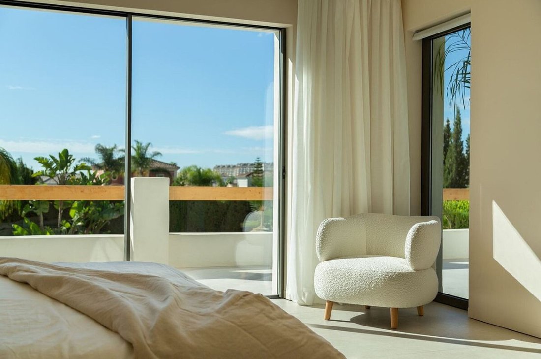 Villa in Puerto Banus, Marbella, Spain 4 - 12412970